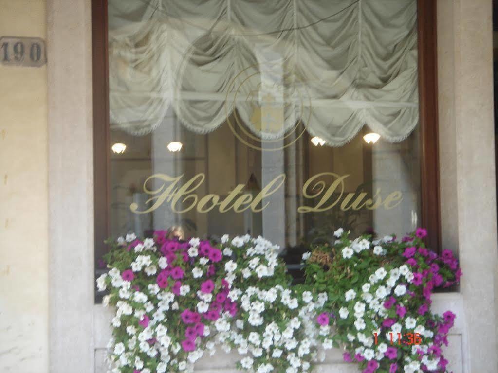 Hotel Duse アーゾロ エクステリア 写真